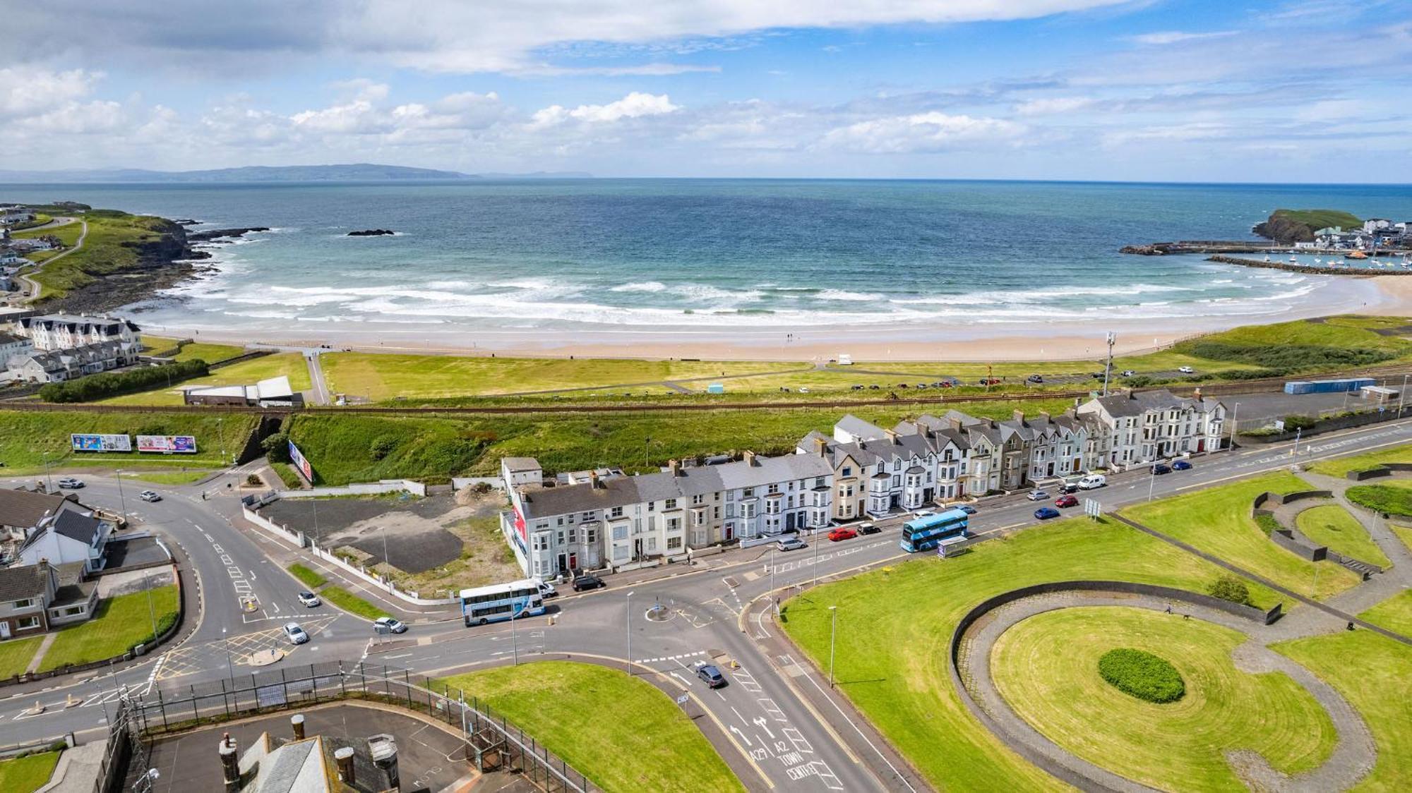 2 Dunluce Green - Portrush By The Sea 外观 照片